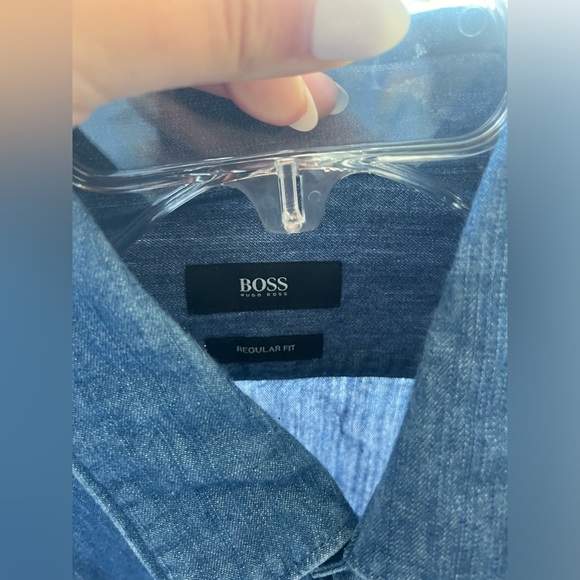 Hugo boss men button UP , size large regular fit - Picture 3 of 4